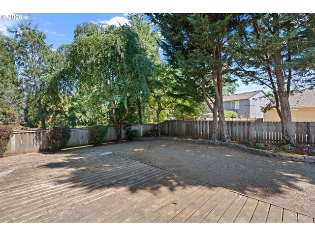 2303 Se 184TH Ave, Vancouver, WA 98683