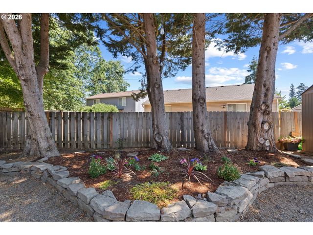2303 Se 184TH Ave, Vancouver, WA 98683