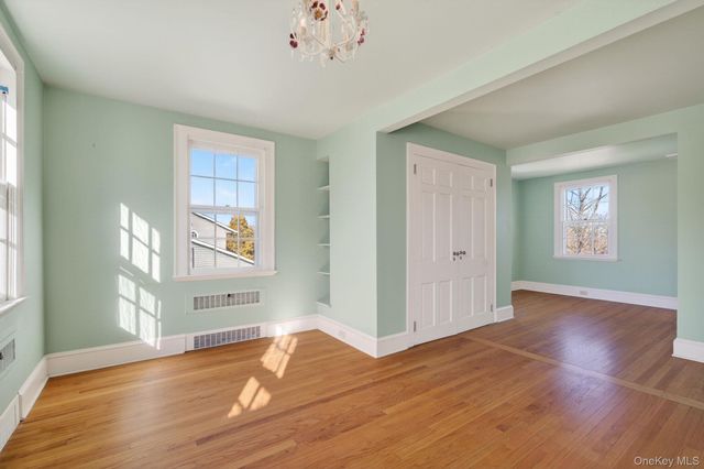 80 Dunneman Avenue, Kingston, NY 12401