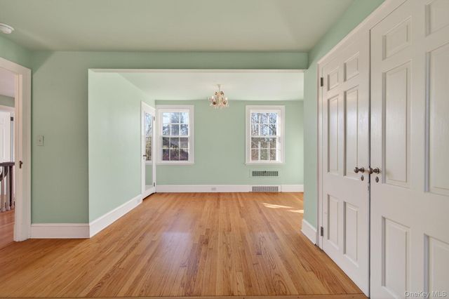 80 Dunneman Avenue, Kingston, NY 12401