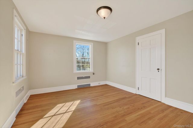 80 Dunneman Avenue, Kingston, NY 12401