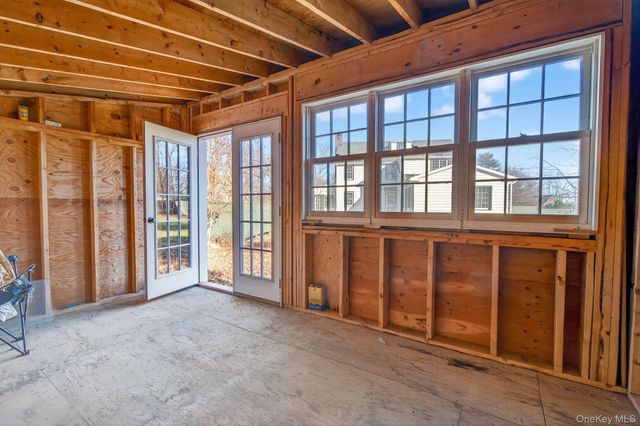 80 Dunneman Avenue, Kingston, NY 12401