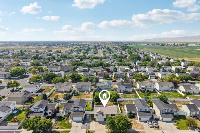 2893 W 2025 S, Syracuse, UT 84075
