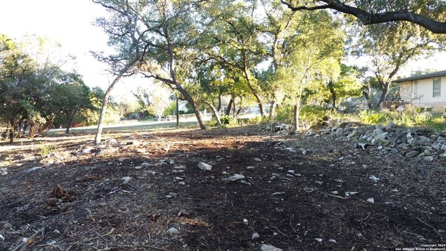1405 Canyon Bend, Canyon Lake, TX 78133