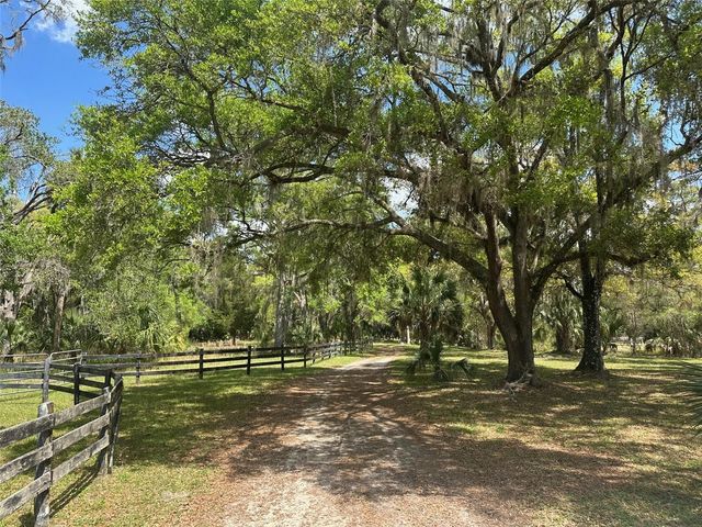 12501 SW HIGHWAY 200, Dunnellon, FL 34432
