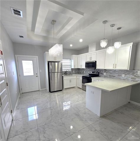 919 N Blair Avenue, Edinburg, TX 78541