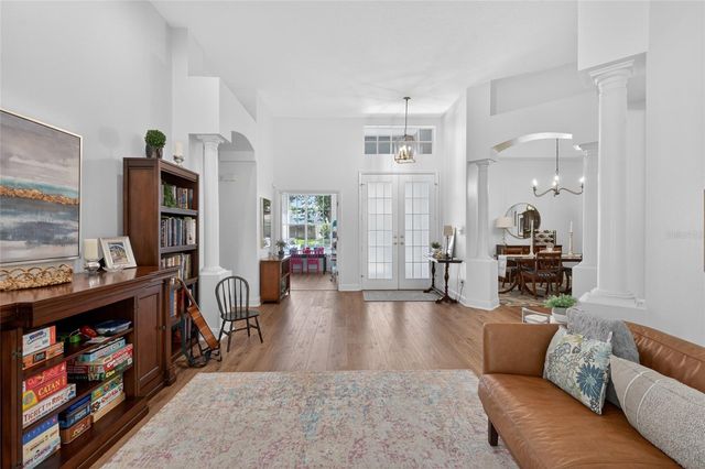 8712 TANTALLON CIRCLE, Tampa, FL 33647