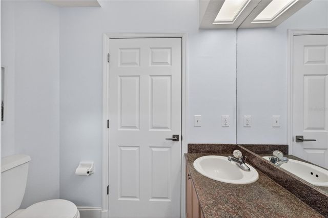 8712 TANTALLON CIRCLE, Tampa, FL 33647