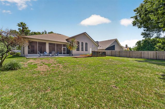 8712 TANTALLON CIRCLE, Tampa, FL 33647