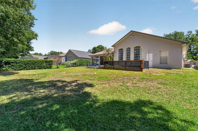 8712 TANTALLON CIRCLE, Tampa, FL 33647