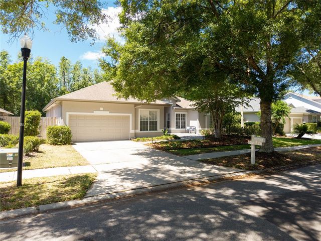 8712 TANTALLON CIRCLE, Tampa, FL 33647