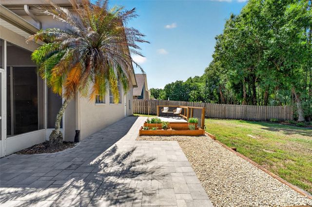 8712 TANTALLON CIRCLE, Tampa, FL 33647