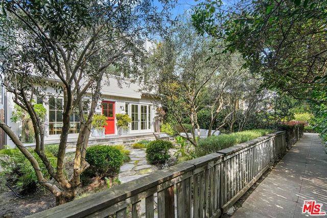 821 Nowita Place, Venice, CA 90291