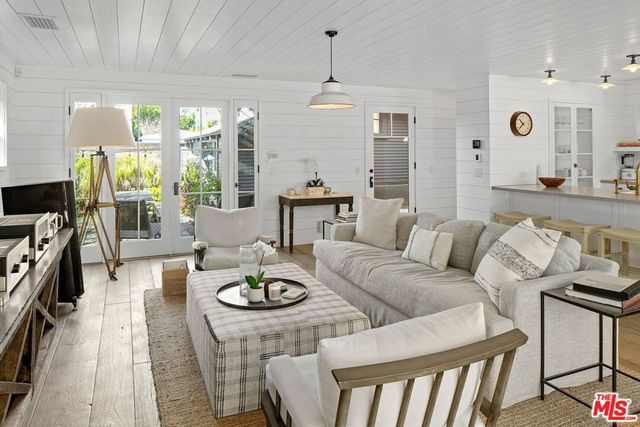 821 Nowita Place, Venice, CA 90291