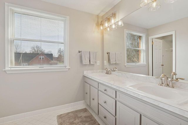 2460 Orchid Lane, Villa Hills, KY 41017