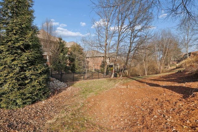 2460 Orchid Lane, Villa Hills, KY 41017