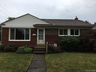 24704 WILLOWBY Avenue, Eastpointe, MI 48021