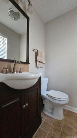 1808 Green Acres Road, Jacksonville, AR 72076