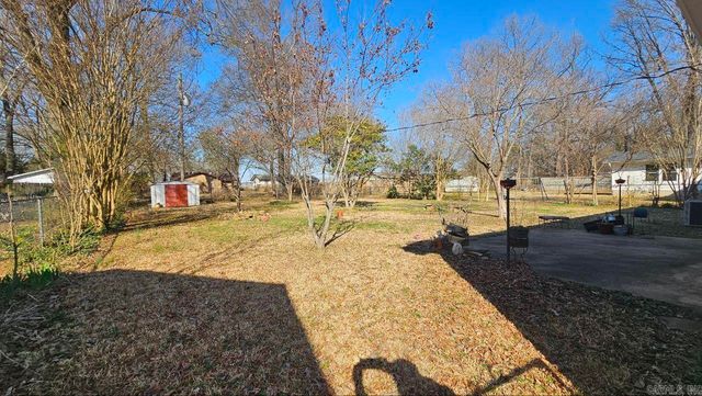 1808 Green Acres Road, Jacksonville, AR 72076