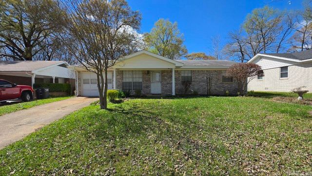 1808 Green Acres Road, Jacksonville, AR 72076