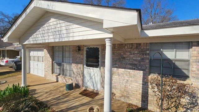 1808 Green Acres Road, Jacksonville, AR 72076