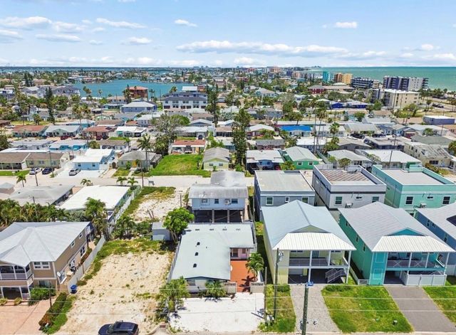 14906 N BAYSHORE DRIVE, Madeira Beach, FL 33708