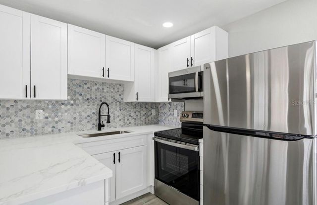 14906 N BAYSHORE DRIVE, Madeira Beach, FL 33708