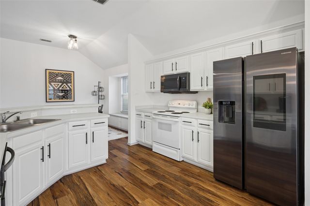 9217 Newport Lane, Mckinney, TX 75071