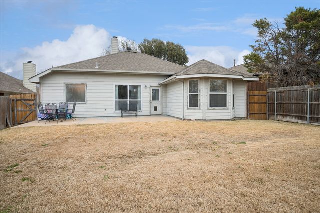 9217 Newport Lane, Mckinney, TX 75071