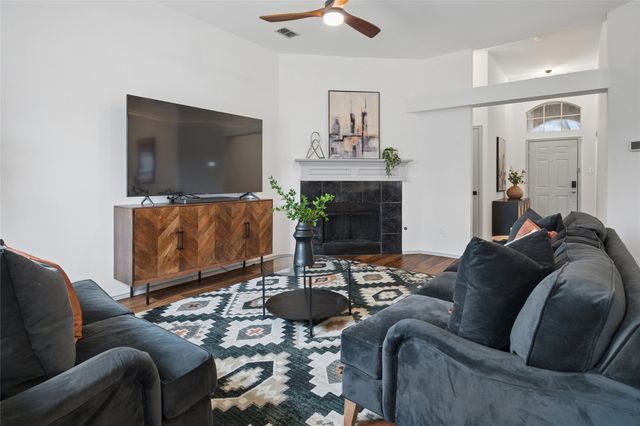 9217 Newport Lane, Mckinney, TX 75071