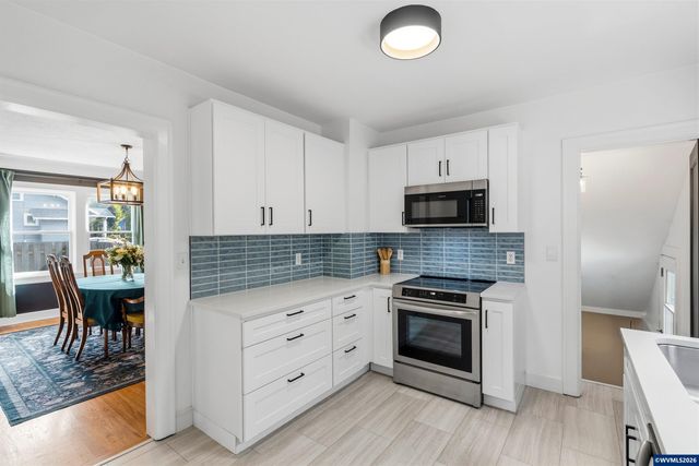 5337 SE King Rd, Milwaukie, OR 97222