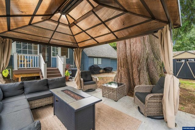 5337 SE King Rd, Milwaukie, OR 97222
