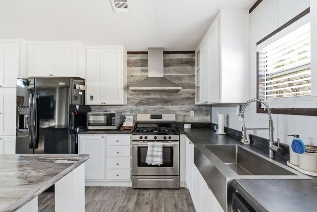 2526 Fm 701, South Bend, TX 76481