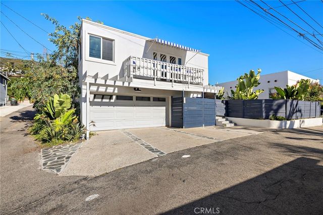 226 B Chiquita Upper, Laguna Beach, CA 92651