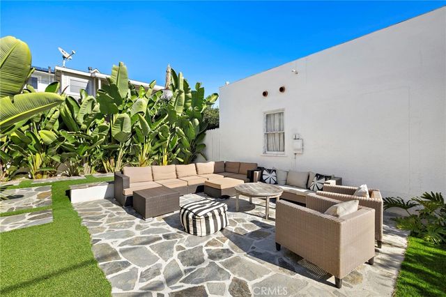 226 B Chiquita Upper, Laguna Beach, CA 92651