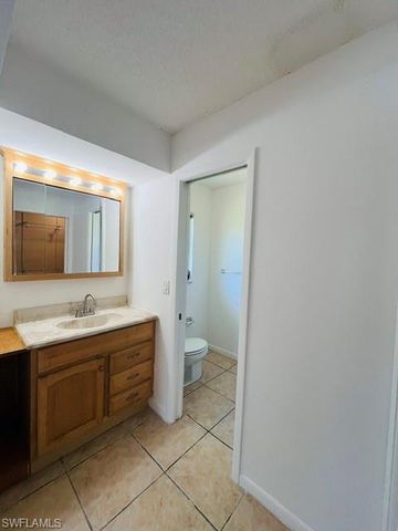 3019 SE 5th PL, Cape Coral, FL 33904