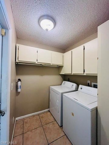 3019 SE 5th PL, Cape Coral, FL 33904