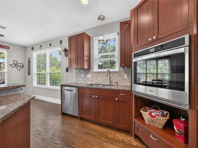 900 Appalachian TRL, San Marcos, TX 78666