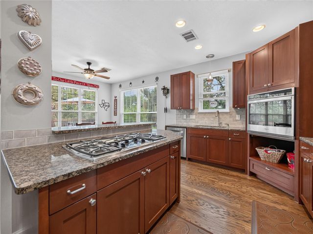900 Appalachian TRL, San Marcos, TX 78666
