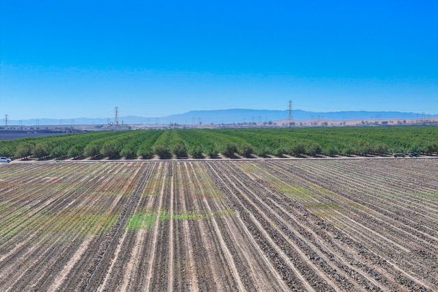 0 W Packard Avenue, Coalinga, CA 93210