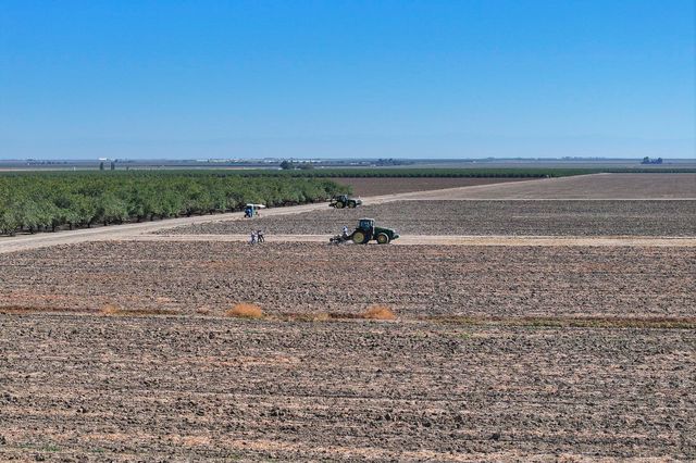 0 W Packard Avenue, Coalinga, CA 93210