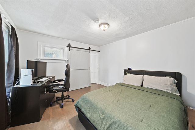 136 E Chestnut Street, Adrian, MI 49221