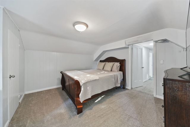 136 E Chestnut Street, Adrian, MI 49221