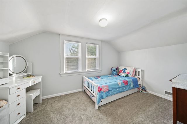 136 E Chestnut Street, Adrian, MI 49221