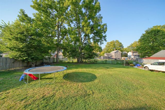 136 E Chestnut Street, Adrian, MI 49221