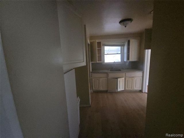 14068 Carlisle Street, Detroit, MI 48205