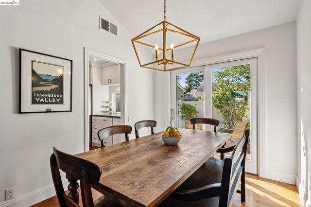 1912 Ascot Dr, Moraga, CA 94556