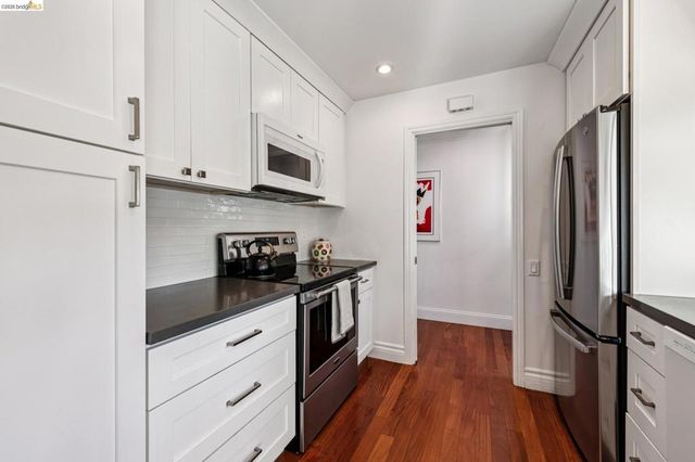 1912 Ascot Dr, Moraga, CA 94556