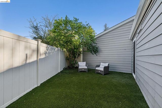 1912 Ascot Dr, Moraga, CA 94556