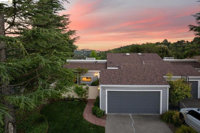 1912 Ascot Dr, Moraga, CA 94556
